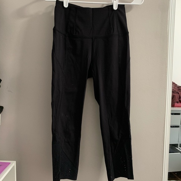lululemon athletica Pants - Lululemon cropped legging